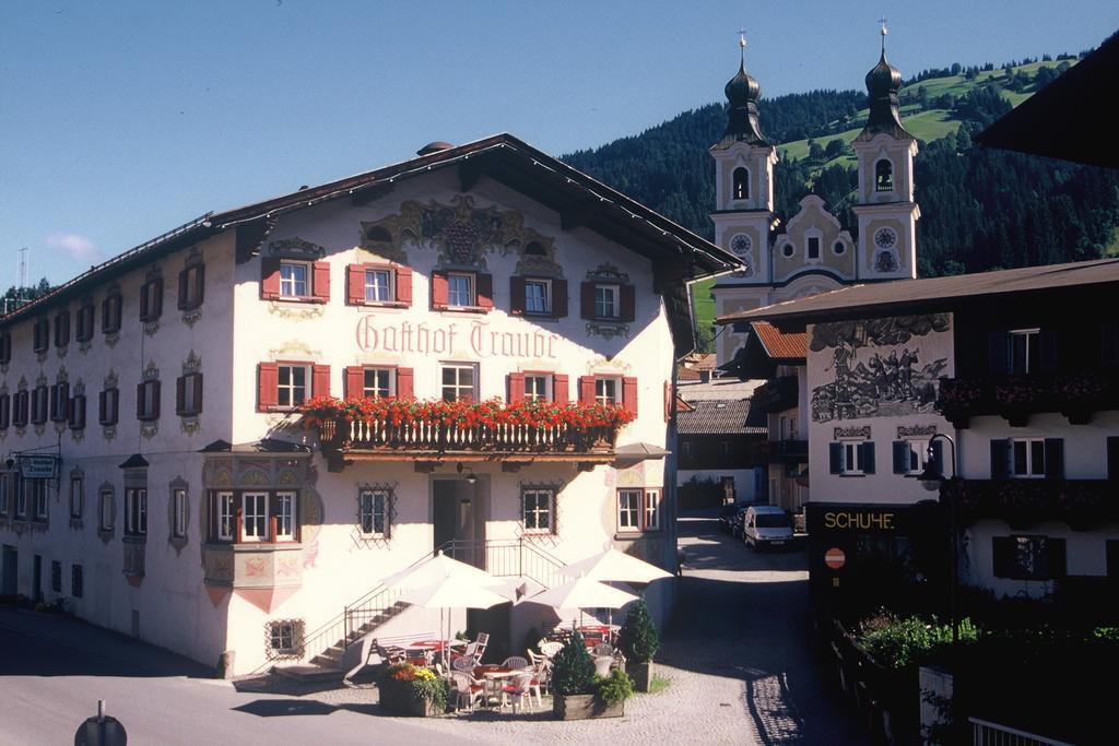 Отель Gasthof Traube Хопфгартен-им-Бриксенталь Экстерьер фото